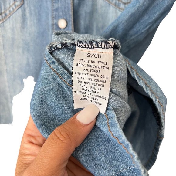 Ci Sono Womens Blue Dark Wash Long Sleeve Collared  Denim Button Up Shirt Size S - Picture 9 of 12